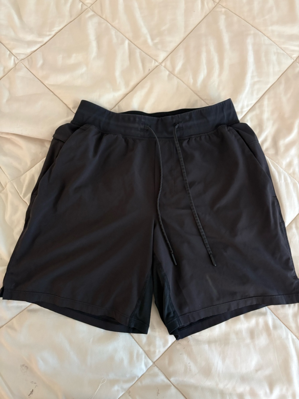 Lululemon Black Men's T.H.E Linerless Shorts 7”